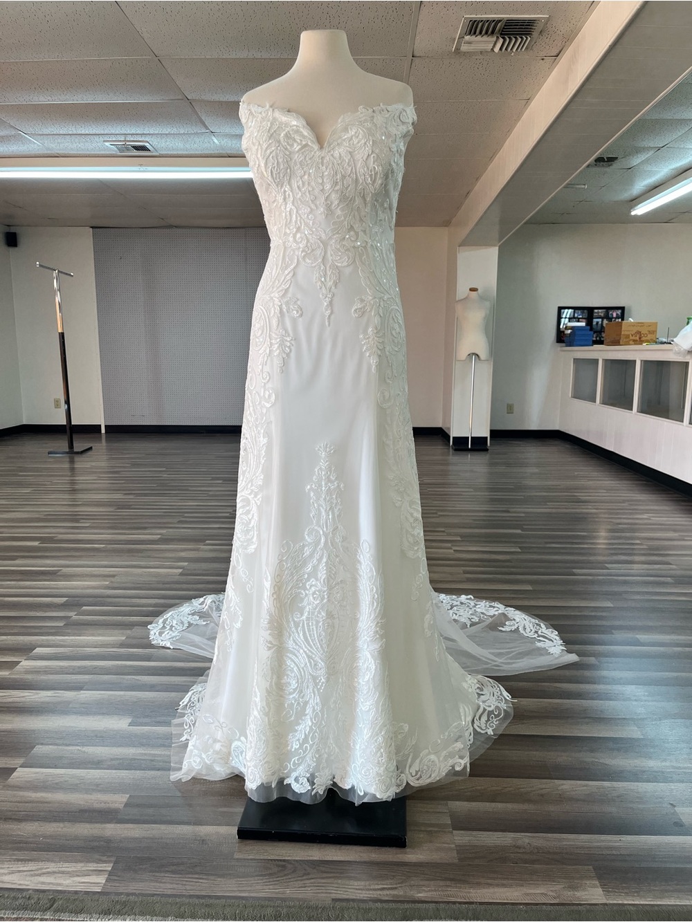 Off-the-Shoulder Lace Appliqué Wedding Gown - Ivory